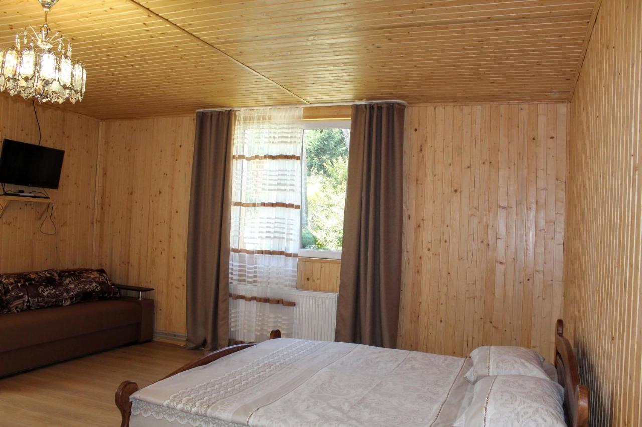 Homelike Yablunytsya Bagian luar foto